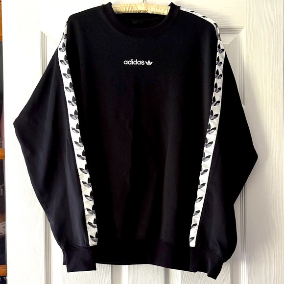 Adidas women’s Black and White logo bands  Crewneck Sweaters size small like new - Picture 1 of 6